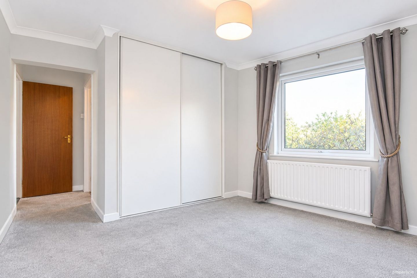 Block C, Seapoint Court, Temple Crescent, Monkstown, Co. Dublin — photo 1