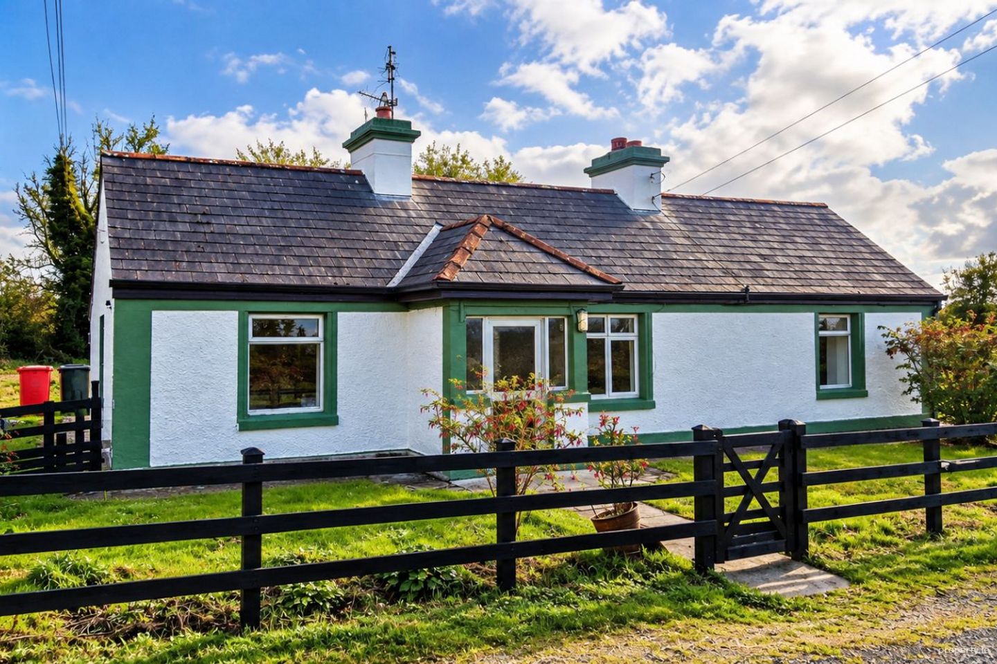 Cartron More, Loughglynn , Ballaghaderreen, Co. Roscommon, F45RW93 — photo 1