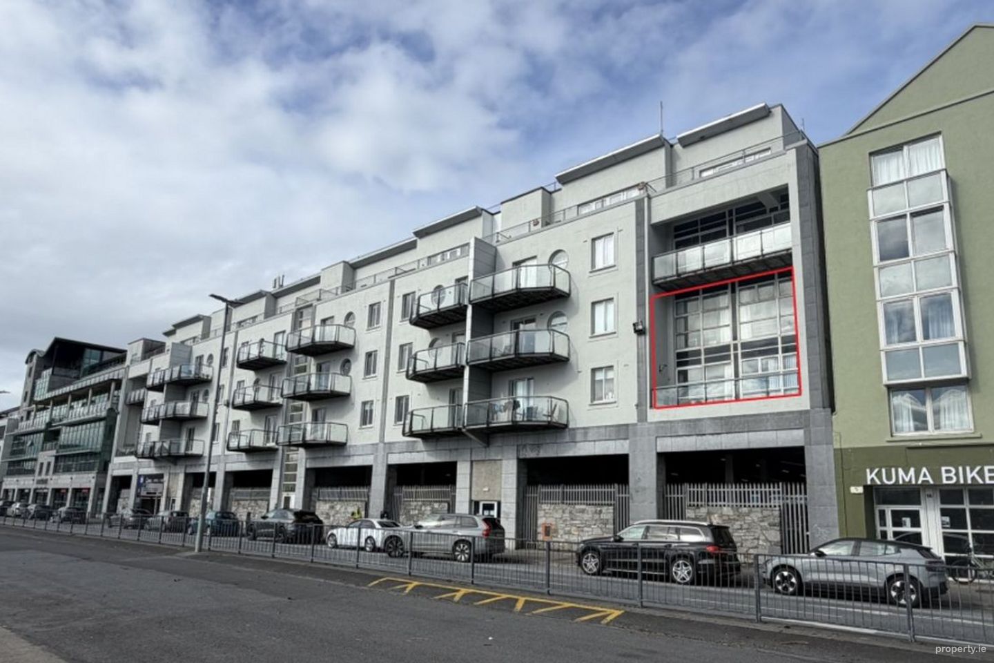 Apartment 20, Hynes Yard, Dock Road, Galway City Centre, Co. Galway, H91NW08 — photo 1