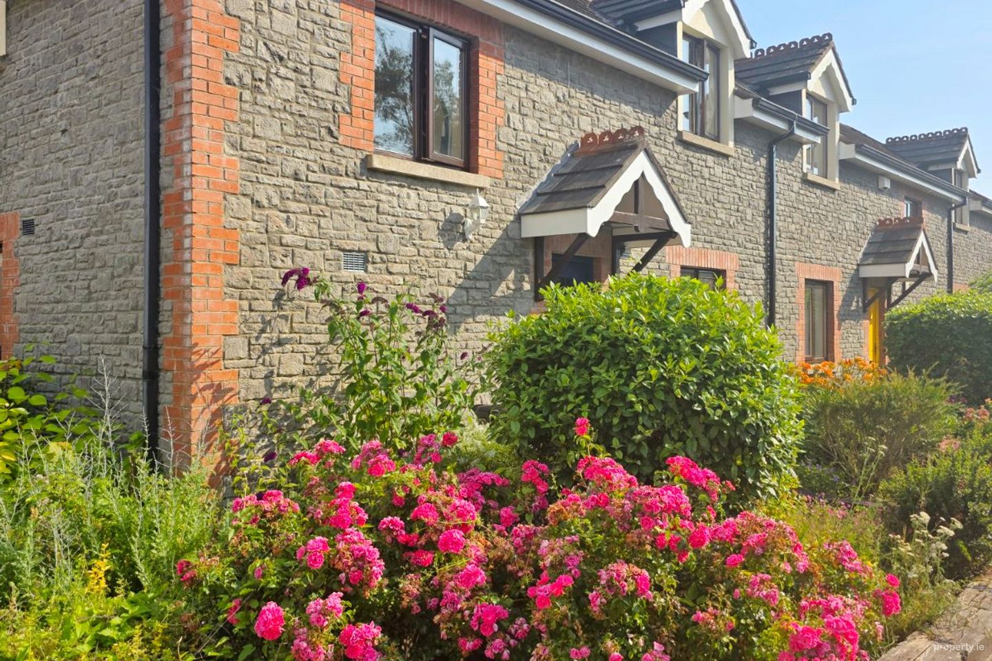 Duplex Townhouse, Renville Court, Oranmore, Co. Galway — photo 1