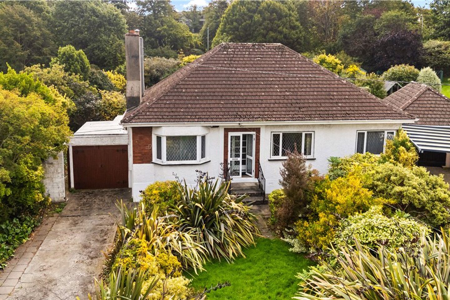 19 Seafield Crescent, Blackrock, Co. Dublin, A94 D660 — photo 1