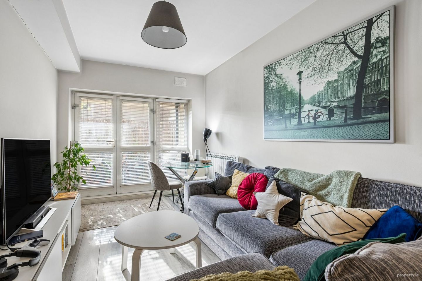 Apartment 2, Atrium Apartments, 30 Island Street, Dublin 8, D08H640 — photo 1