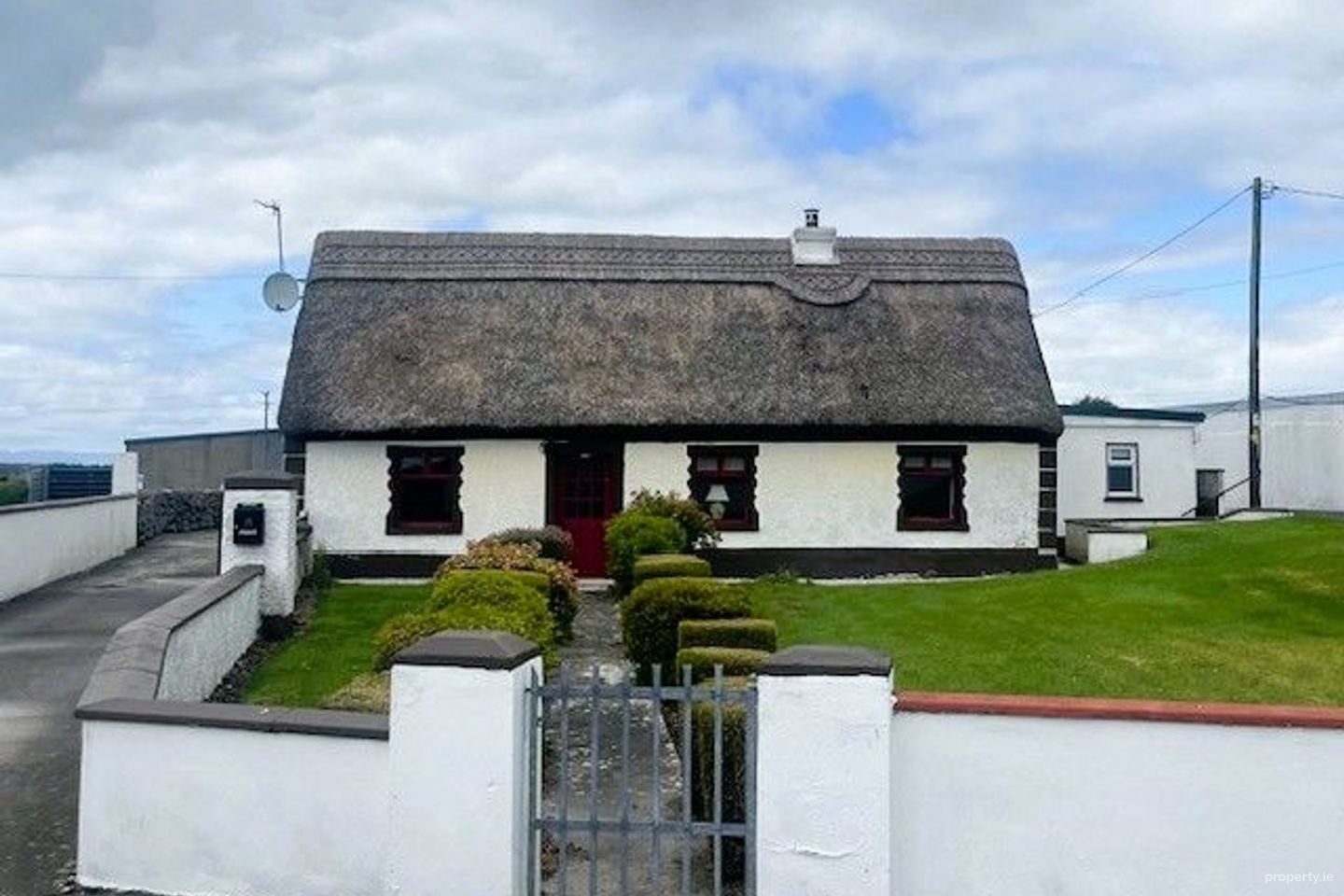 Annaghwest, Annaghdown, Co. Galway, Annaghdown, Co. Galway — photo 1