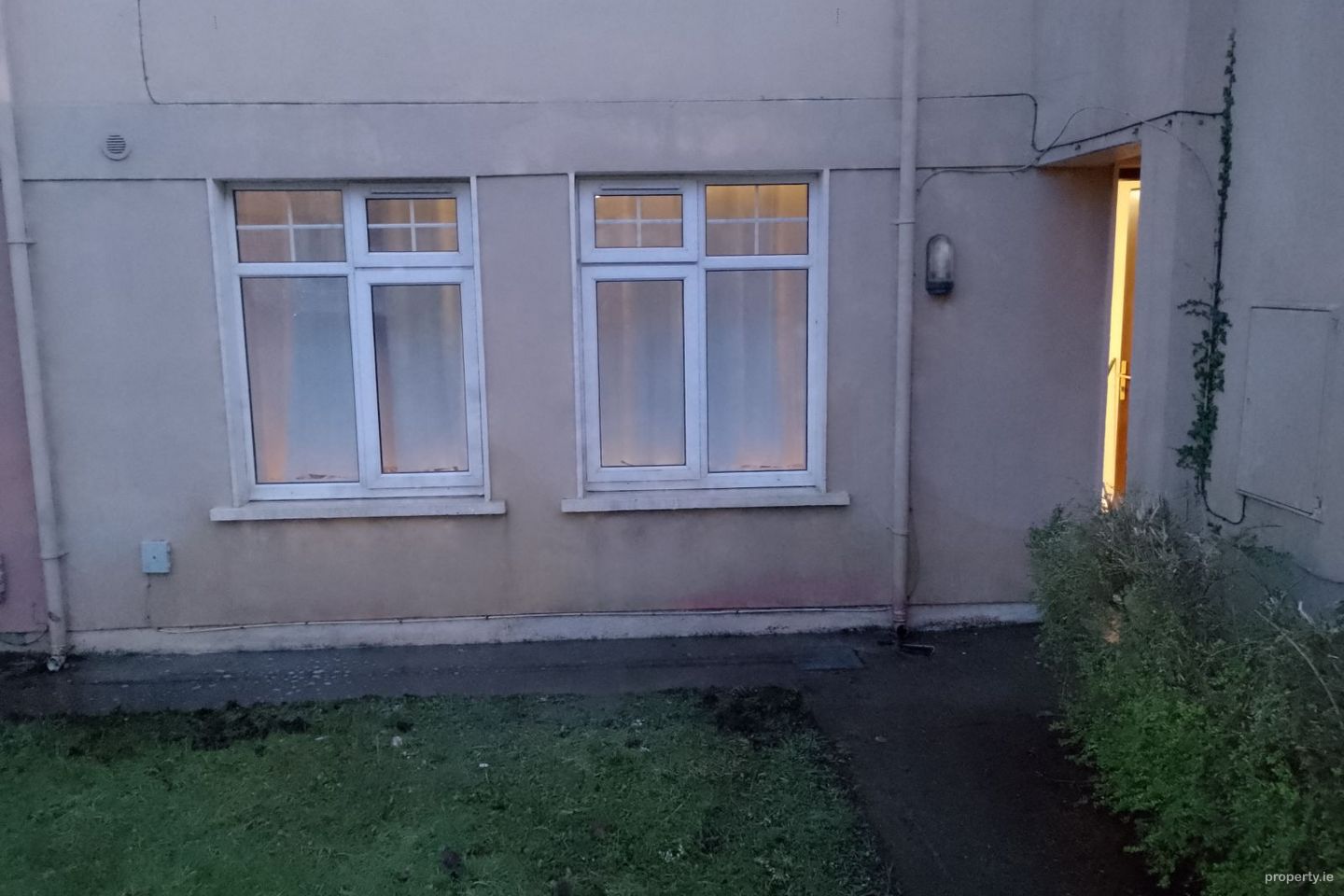 37a Beechwood Park, Letterkenny, Co. Donegal — photo 1