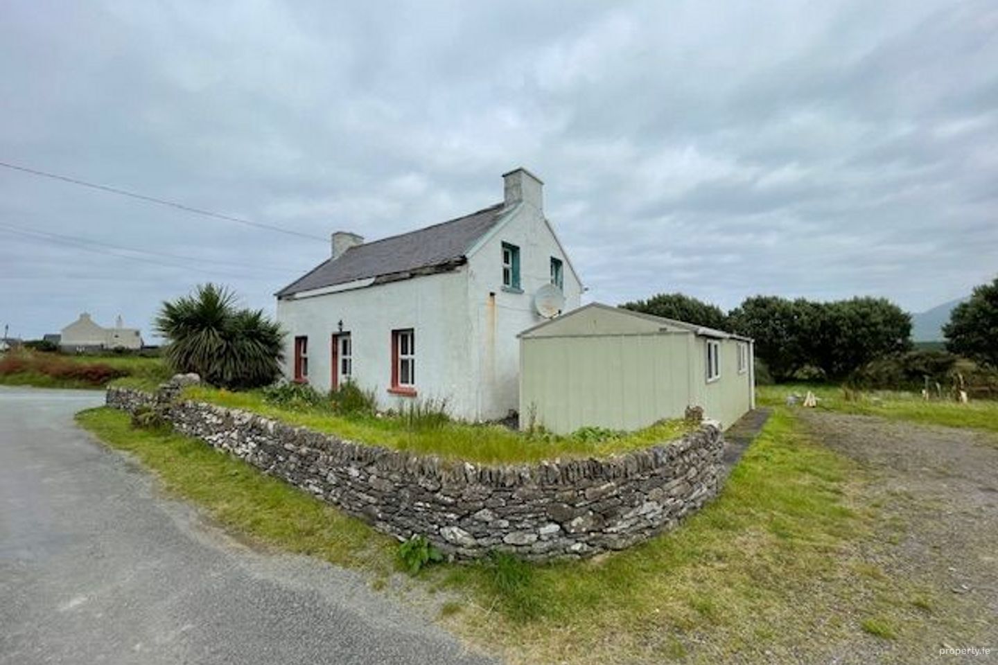 Caherscullibeen, Ballydavid, Co. Kerry, V92YP71 — photo 1