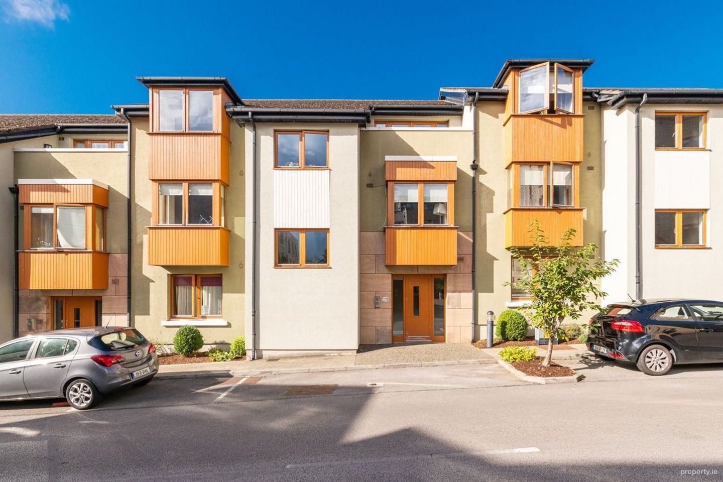 Granitefield Mews, Granitefield Manor, Rochestown Avenue, Dun Laoghaire, Co. Dublin — photo 1