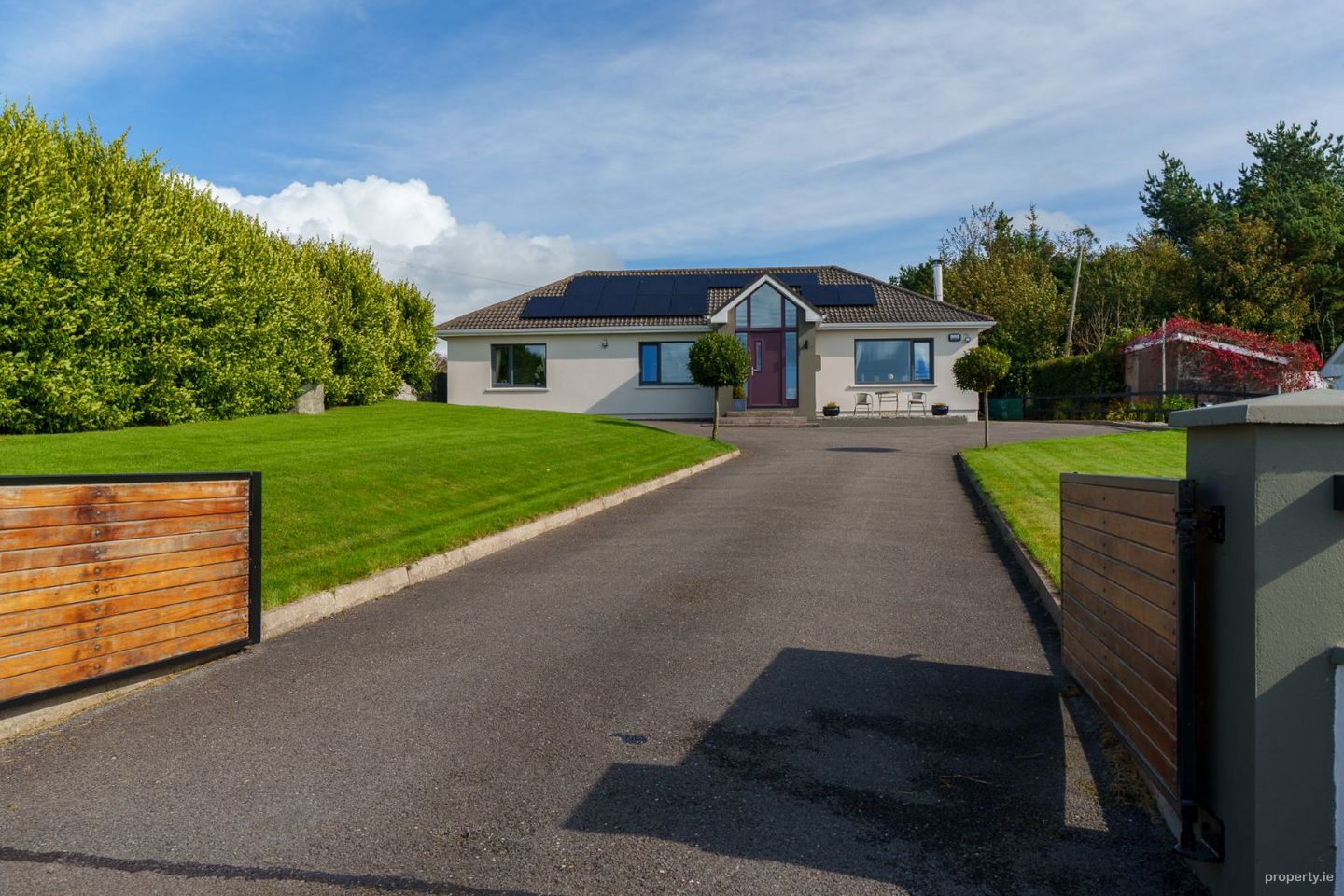 Gougane Lodge, Killanully, Ballygarvan, Co. Cork, T12YAE7 — photo 1