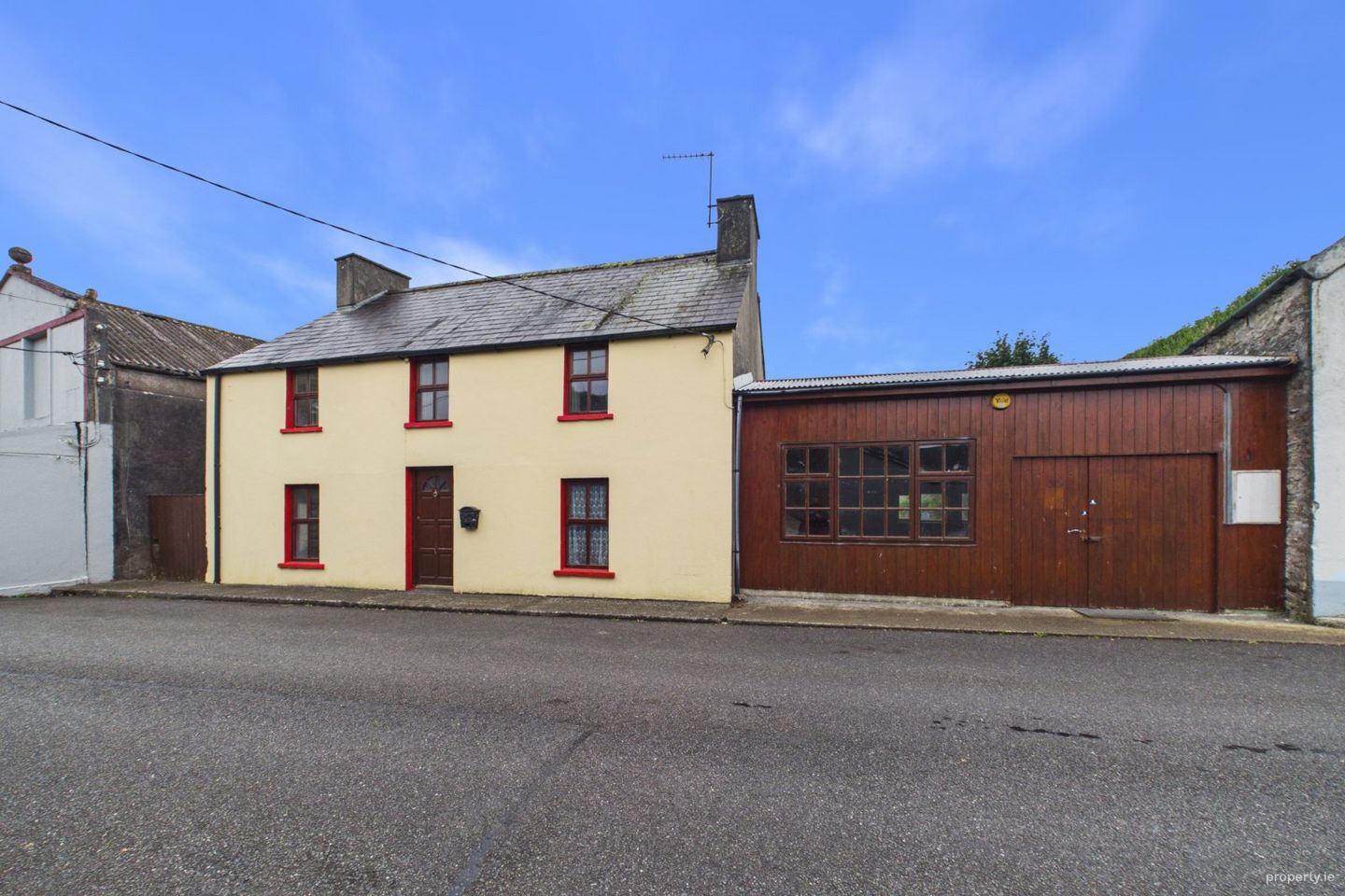 Teach Aosta, New Road, Kenmare, Co Kerry, V93FN70 — photo 1