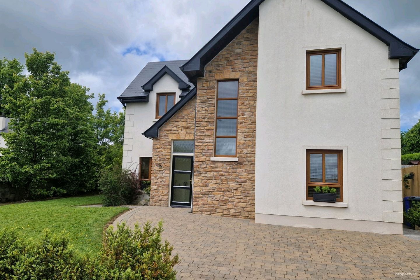 10 Oak Meadows, Drumsna, Carrick-on-shannon, Carrick-on-Shannon, Co. Leitrim, N41H907 — photo 1