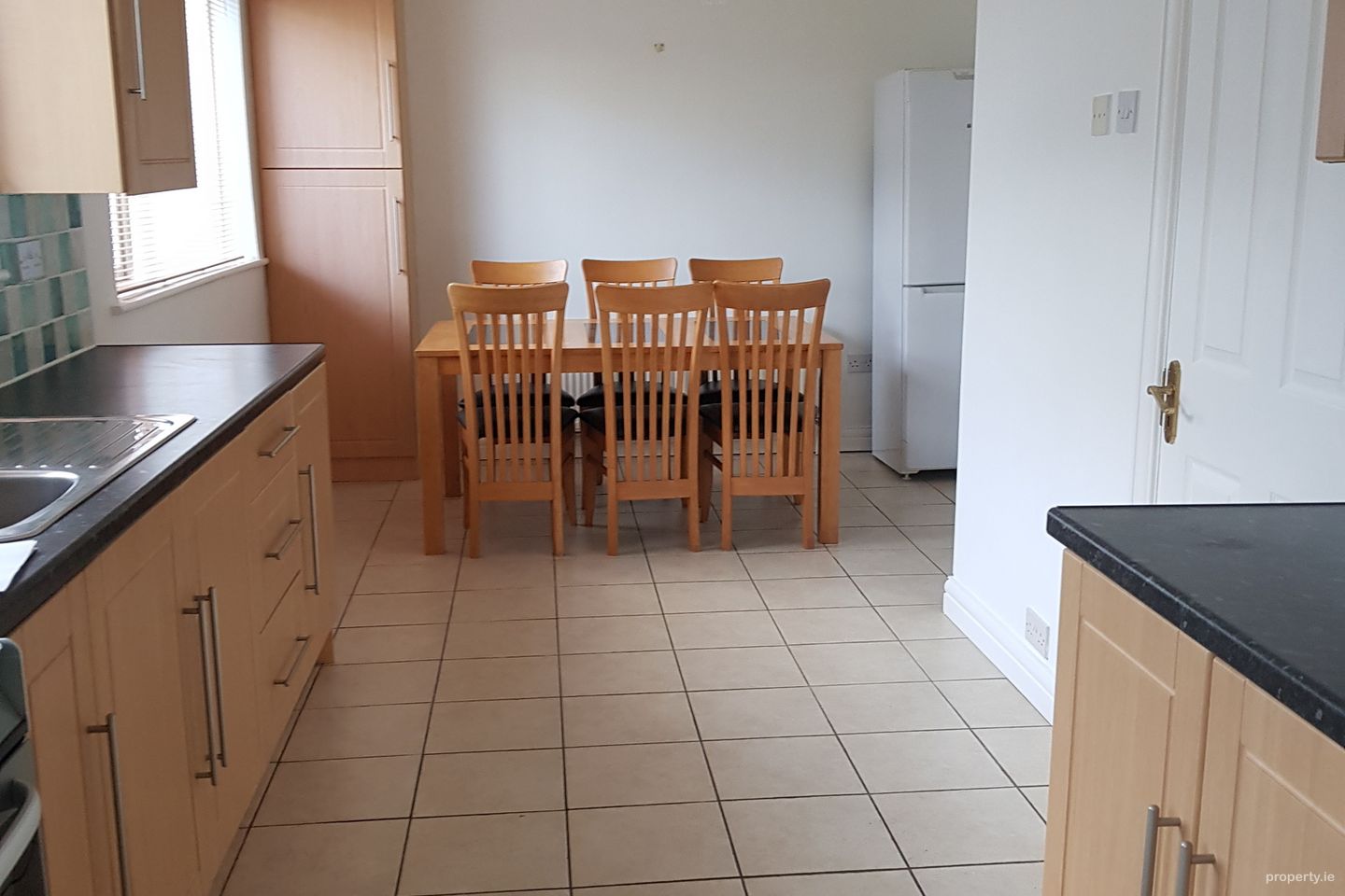 78 The Oaks, Newbridge, Co. Kildare — photo 1