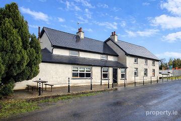 The Hive, Goolds Cross, Ballydine, Cashel, Co. Tipperary, E25WD82