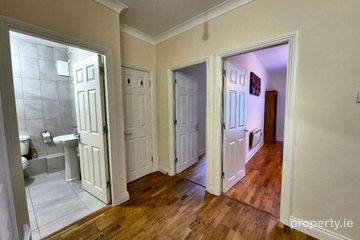 Apartment 37 Irishtown Central, Golden Island, Athlone, Co. Westmeath, N37FP11 — photo 3