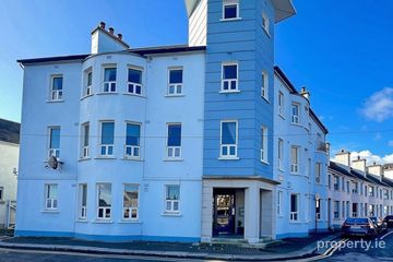 Apartment E, Saint Peter'S Port Apartments, Saint Peter'S Port, Athlone, Co. Westmeath, N37FR53