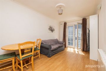 Apartment 6, Aston Abbey, 10 Aston Quay, Temple Bar, Dublin 2, D02A592 — photo 2