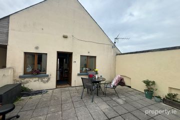 22a The Malthouse, Main Street, Castlebellingham, Co. Louth, A91YW31 — photo 2