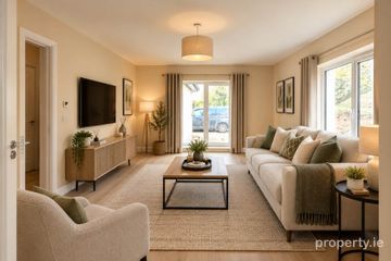 15 Roseville Crescent, Cahir, Co. Tipperary, E21KF83 — photo 3