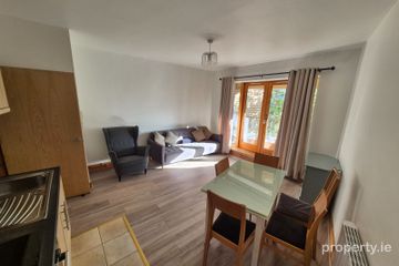 Apartment 25, Ardee Court, The Coombe, Dublin 8 — photo 2
