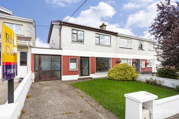 153 Moorefield Park, Newbridge, Co. Kildare