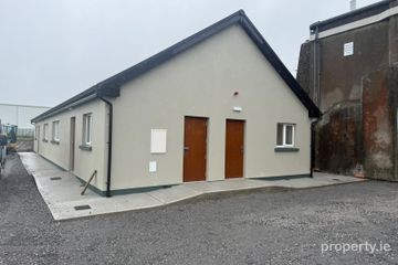 Crinkle Handball Club, Boherdeel Road, Crinkle, Birr, Crinkill, Co. Offaly