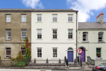 2 Academy Street, Navan, Co. Meath, C15WPF1