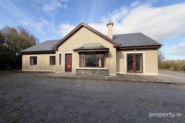 Knockaninane East, Kilcummin, Killarney, Co. Kerry, V93W9T4 — photo 2