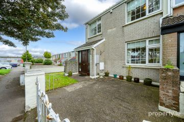 235 Comeragh Park, The Glen, Blackpool, Dillons Cross, Co. Cork, T23K5D1 — photo 2
