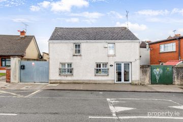 Castleroe, 28 Castletown Road, Dundalk, Co. Louth, A91V0N1