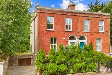 9 Sydenham Road, Dundrum, Dublin 14, D14YC66