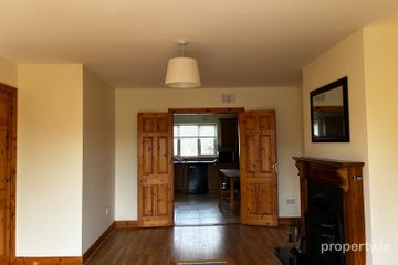 14 Meadow Brook, Tubbercurry, Co. Sligo, F91A7P3 — photo 3