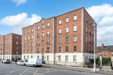 100 Custom Hall, Block 3, Gardiner Street Lower, Dublin 1, D01K584