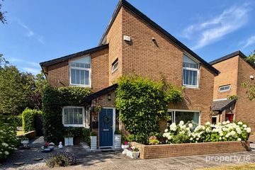 10 Newpark Lawn, Kilkenny, Kilkenny, Co. Kilkenny, R95K1HE