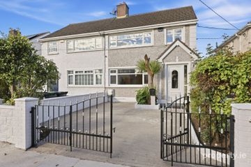 28 Shanliss Way, Dublin 9, Santry, Dublin 9, D09E447