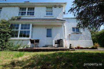 Glenthorne, 17 Seafield Estate, Kilcoran Road, Youghal, Co. Cork, P36FD32