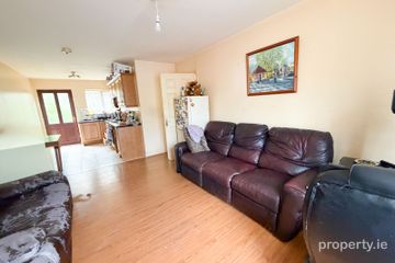 4 Maryville, Bank Place, Cashel, Co. Tipperary, E25CX84 — photo 2
