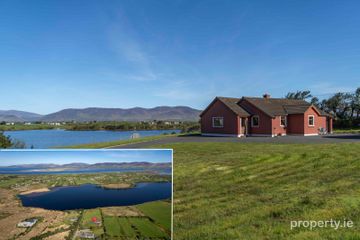 Dooks Mountain,  Coolroe Lower, Dooks, Glenbeigh, Co. Kerry, V93D8C8