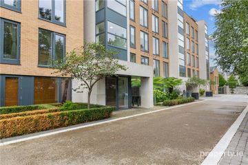 82 Bloomfield Park, Donnybrook, Dublin 4, D04 WT78