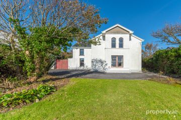 Glenorney, Upper Salthill, Galway City Centre, Co. Galway, H91X00K