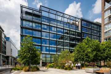 100 Capital Dock, Sir John Rogerson's Quay, Dublin 2
