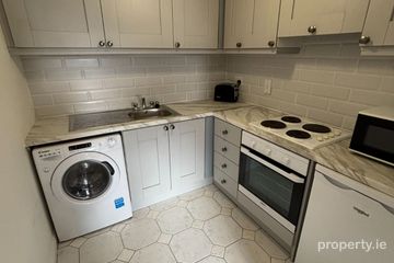 Apartment 28, The Baily, Custom House Harbour Apartments, IFSC, Dublin 1 — photo 3