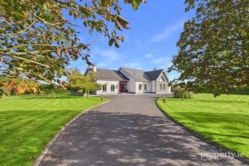 Cahertinny, Loughrea, Co. Galway, H62XH77