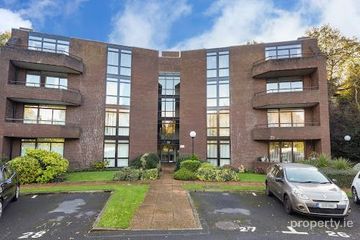 Milltown Grove, Milltown, Dublin 14