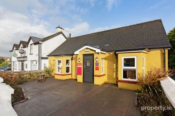 Luna, Main Street, Dromahair, Co. Leitrim, F91P2K6
