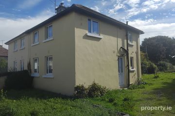 23 Sarsfield Street, Thurles, Co. Tipperary, E41P440
