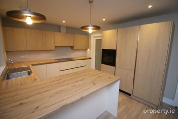 2 Knockrea Drive, Ballinlough Road, Cork City Centre, Co. Cork — photo 3