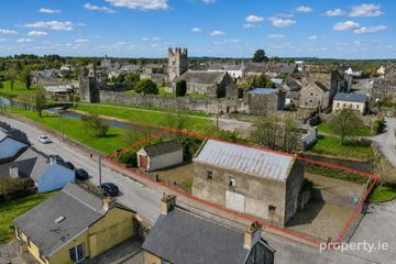Former County Council Depot & Yard, The Valley, Fethard, Co. Tipperary, E91YN60 — photo 2