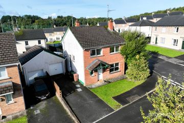 38 College Park Lane, Enniskillen, Co. Fermanagh — photo 2
