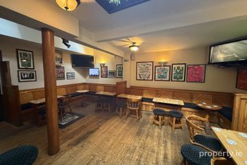 Rashers Licensed Premises, 28 Upper Gerald Griffin Street, Limerick, Co. Limerick, V94Y206 — photo 2