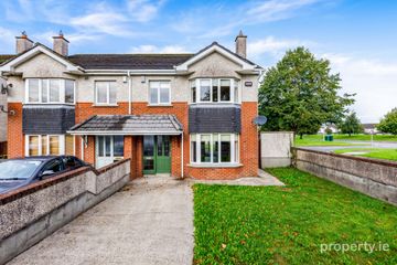 1 Maple Lawn, Johnstown Wood, Navan, Co Meath, C15 A7DW — photo 2