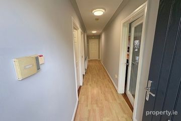 52 Castlelost Vale, Rochfortbridge, Rochfortbridge, Co. Westmeath, N91D433 — photo 2