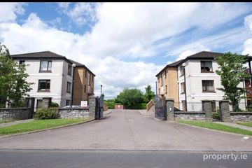 Apartment 13, Ronayn's Court, Rochestown Road, Rochestown, Co. Cork